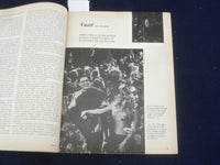 1961 FEBRUARY THEATRE ARTS MAGAZINE - LAURENCE OLIVIER COVER - ST 6830