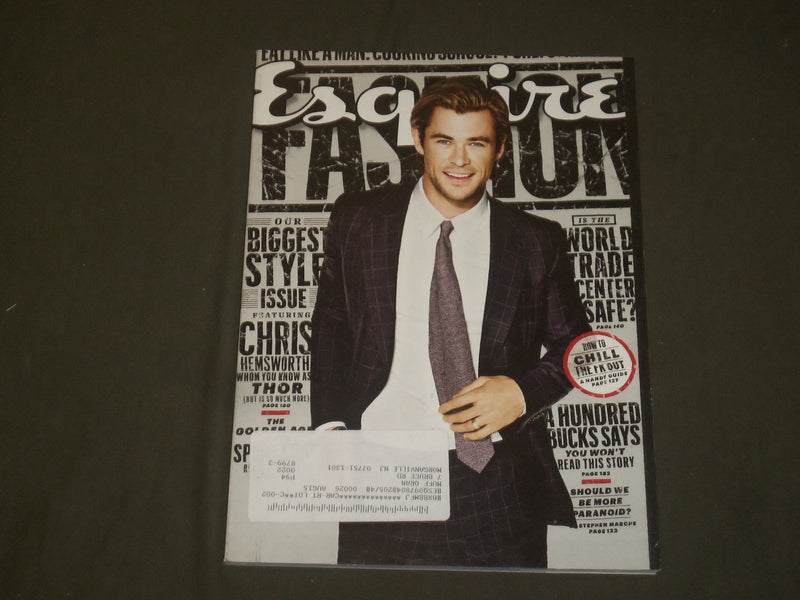2013 SEPTEMBER ESQUIRE MAGAZINE - CHRIS HEMSWORTH COVER - B 1995