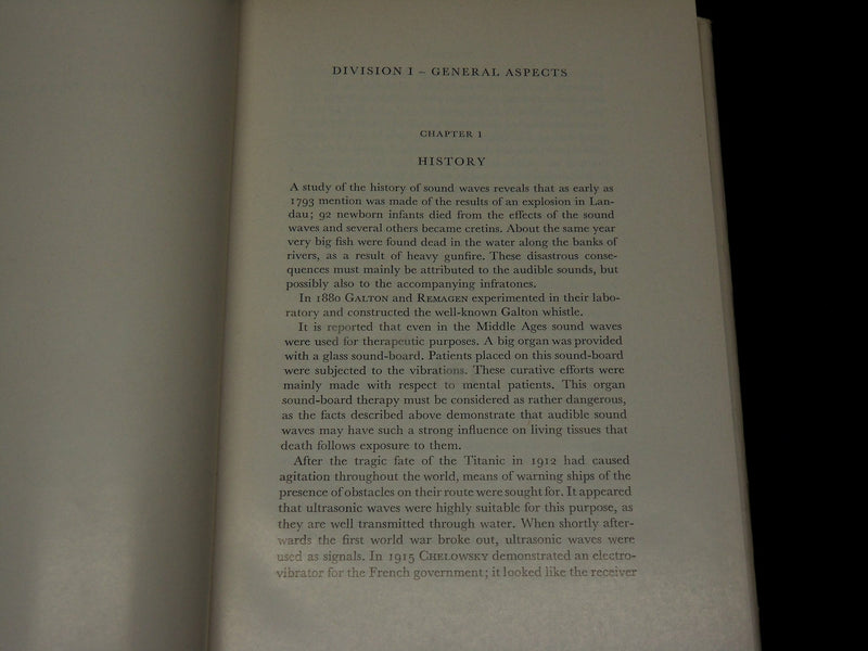 1954 ULTRASONIC AND ULTRASHORT WAVES IN MEDICINE BOOK - KD 2768P