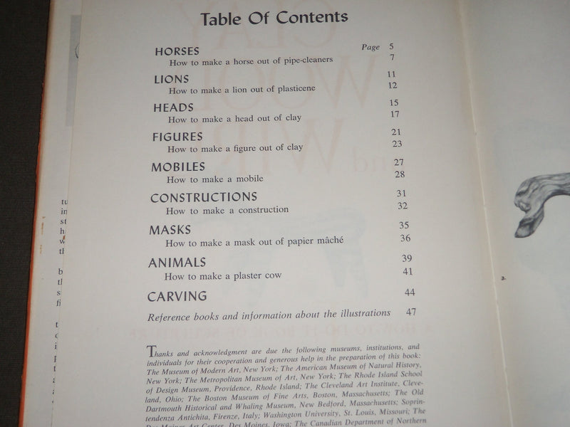 1956 CLAY WOOD AND WIRE HOW TO DO IT BOOK BY HARVEY WEISS - SCULPTURE - KD 4952