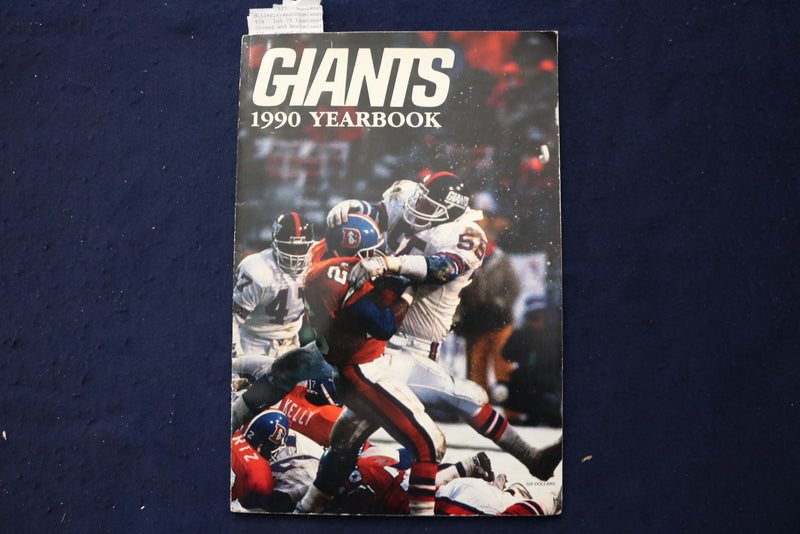1990 NEW YORK GIANTS FOOTBALL YEARBOOK - K 1707