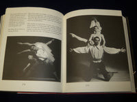 2001 AT DANSE MED SJAELEN BOOK BY MIA OKKELS - DANISH - GREAT PHOTOS - KD 5695