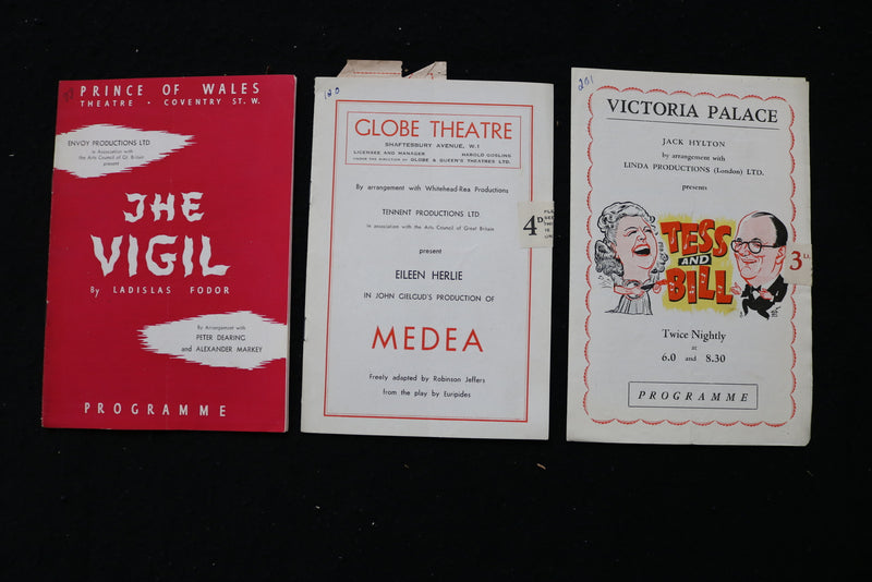 1947-1949 LONDON THEATRE PROGRAMS - LOT OF 22 - K 1822