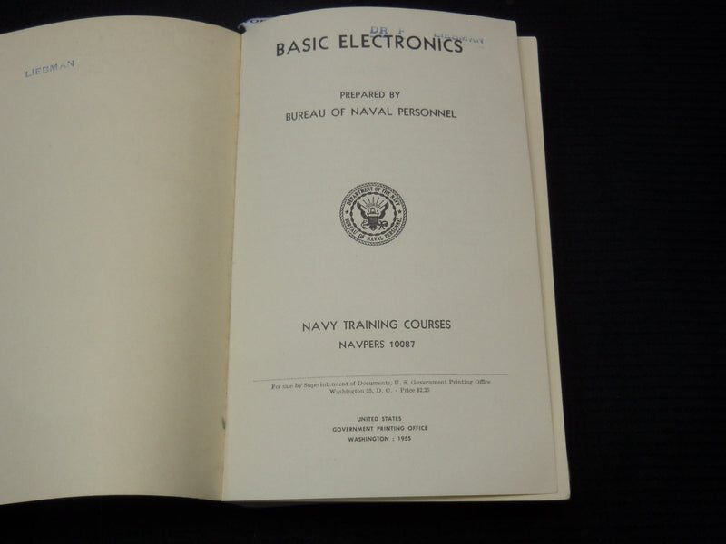 1955-1957 NAVY TRAINING COURSES - ELECTRONICS BOOKS LOT OF 2 - KD 4138