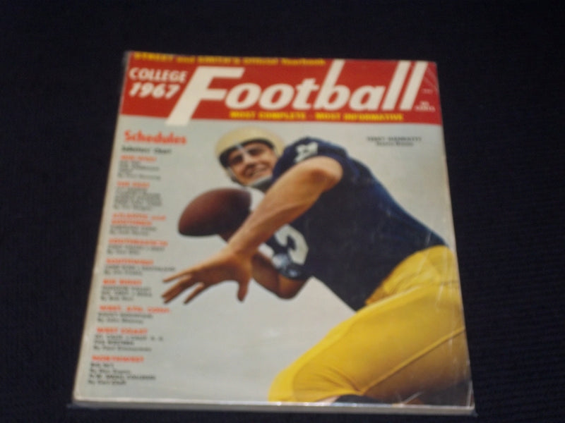1967 STREET & SMITH'S COLLEGE FOOTBALL YEARBOOK MAGAZINE - HANRATTY - E 3186