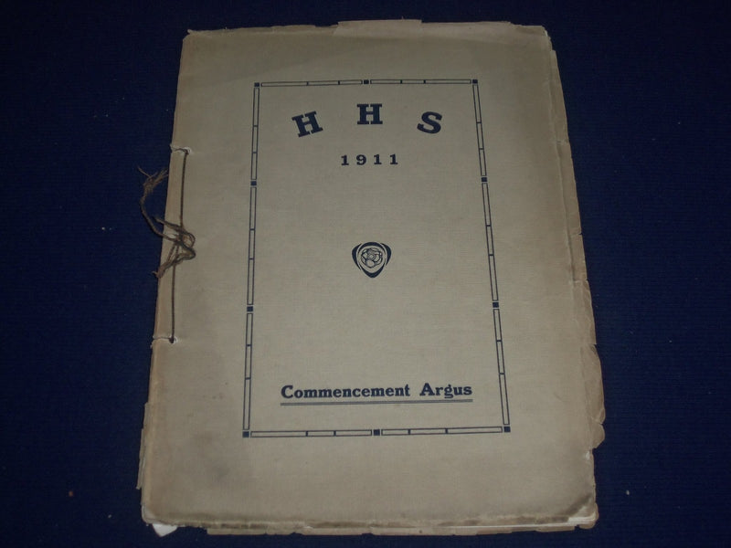 1911 COMMENCEMENT ARGUS FOR HARRISBURG HIGH SCHOOL SOFTCOVER BOOK - J 1294
