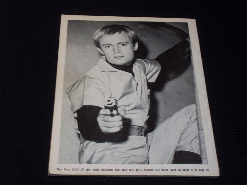 #20 TV STAR ANNUAL MAGAZINE - SALLY FIELD LUCILLE BALL FRONT COVER - E 3906