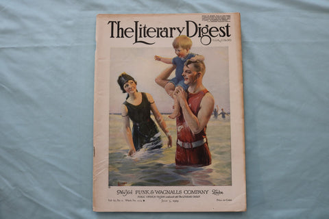 1919 JULY 5 THE LITERARY DIGEST MAGAZINE - FAMILY IN THE OCEAN COVER - E 26616