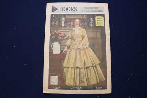 1945 JANUARY 7 CHICAGO TRIBUNE MAGAZINE - HELEN HAYES COVER - E 23036