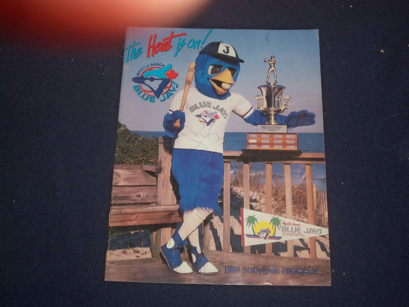 1988 MYRTLE BEACH BLUE JAYS - PROGRAM - ST 6523
