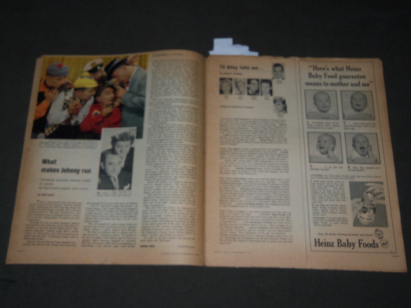 1961 DECEMBER 24 SUNDAY NEWS COLOROTO MAGAZINE - FOOTBALL COLOR PHOTOS - J 2870