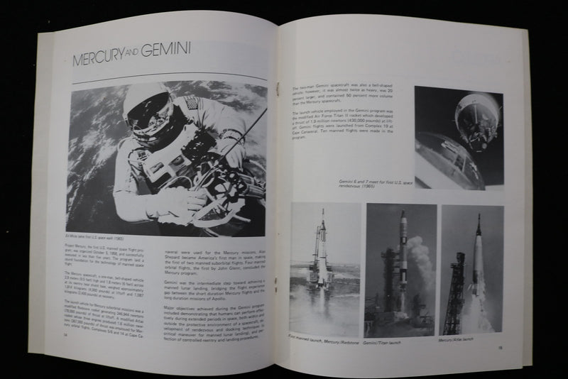 1981 NASA INFORMATION KIT - SOFTCOVER BINDER - K 3076