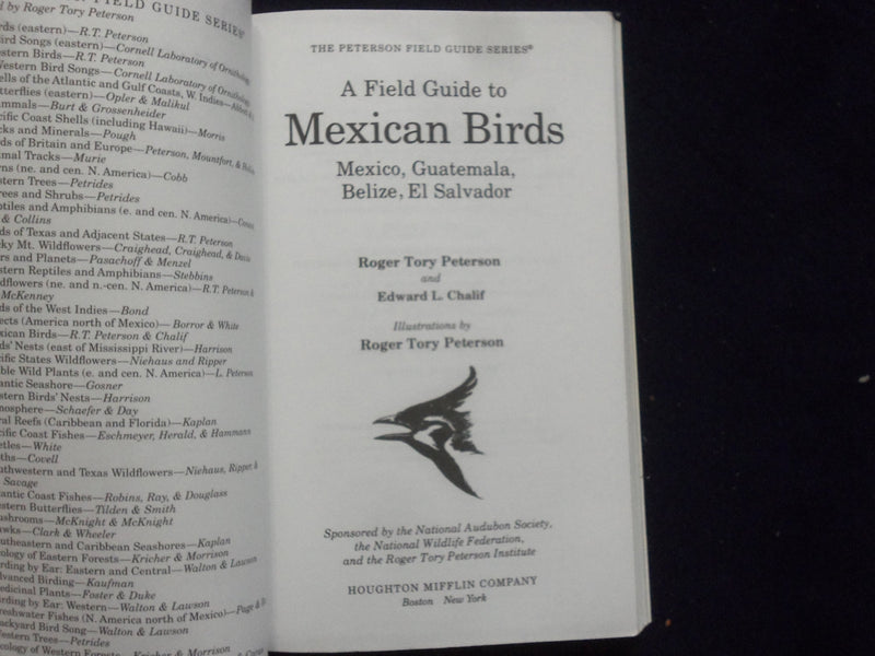 1973 MEXICAN BIRDS SOFTCOVER BOOK - PETERSON FIELD GUIDE - BY PETERSON - J 9364