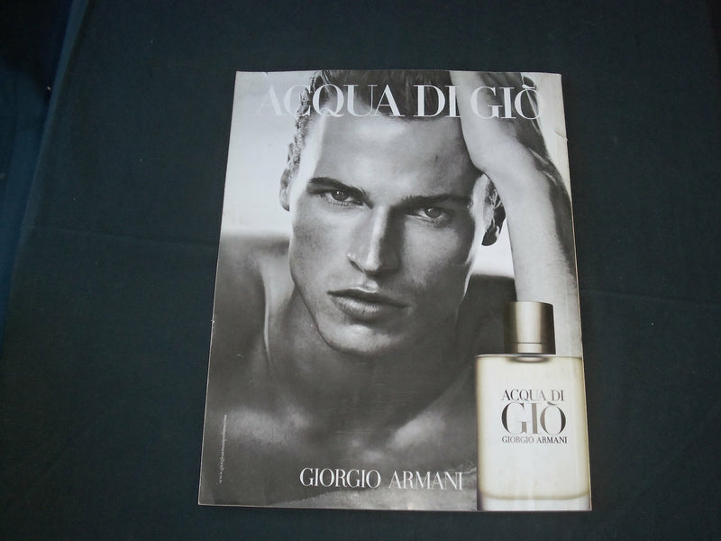 2008 SEPTEMBER FASHION MAGAZINE - CANADIAN EDITION - DARIA COVER - B 6012