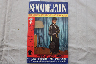 1961 AUGUST UNE SEMAINE DE PARIS MAGAZINE - FRENCH TEXT - K 3454