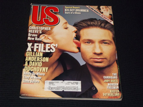 1997 MAY US MAGAZINE - THE X FILES ANDERSON & DUCHOVNY FRONT COVER - E 17097
