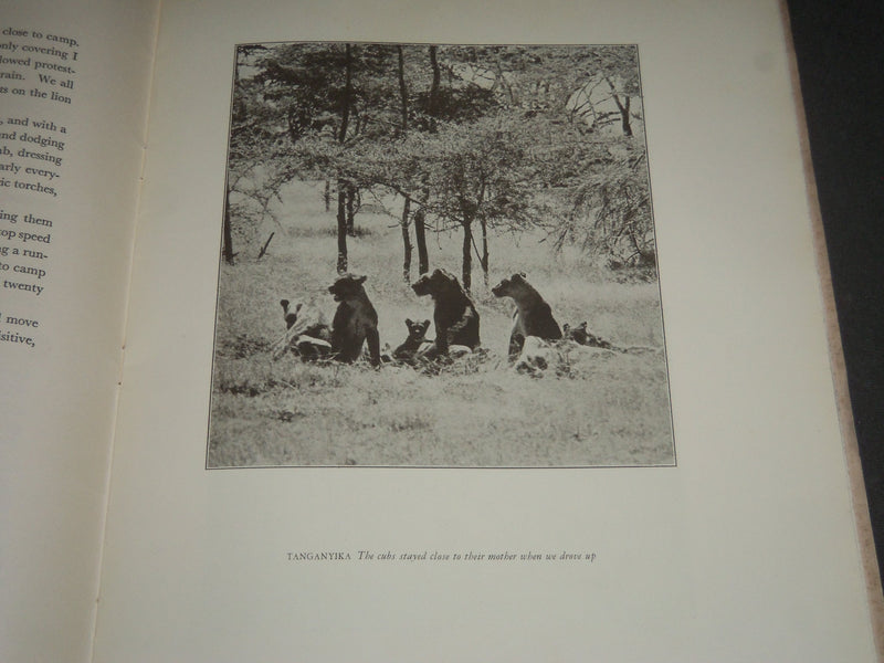 1930 OCTOBER AFRICAN GAME LANDS GRAPHIC MAGAZINE BY PRENTISS N. GRAY - J 2541