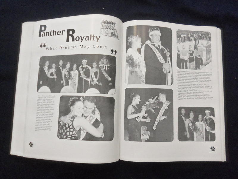 2000-2001 WARBLER EASTERN ILLINOIS STATE COLLEGE YEARBOOK-CHARLESTON, IL-YB 3319
