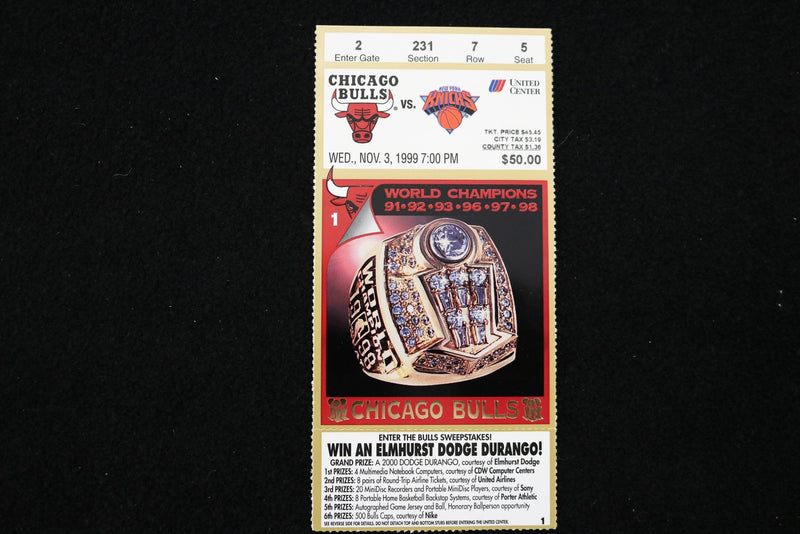 1999 NOVEMBER 3 CHICAGO BULLS VS. NEW YORK KNICKS TICKET STUB - K 2843