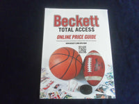 2013 BECKETT ENTERTAINMENT TOP 50 FOOTBALL PLAYERS MAGAZINE - ST 7156