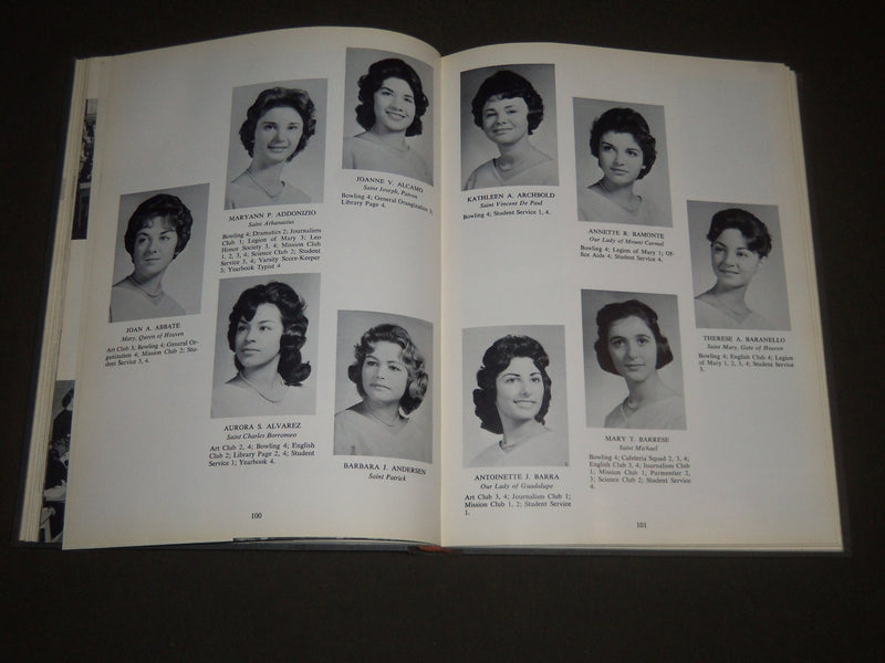 1961 THE PARMENTIER ST. JOSEPH'S HIGH SCHOOL YEARBOOK - NICE PHOTOS - YB 1186