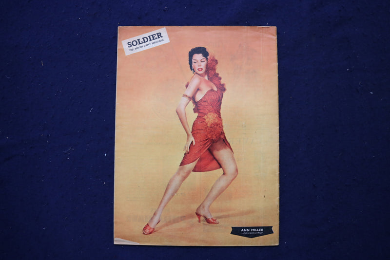 1955 AUGUST SOLDIER MAGAZINE - ROYAL MILITARY POLICE COVER - E 18995
