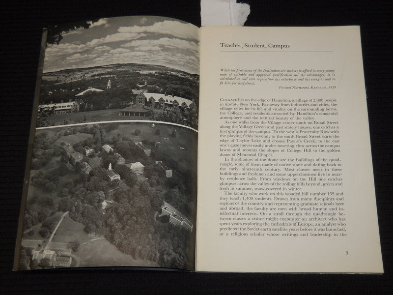 1962 COLGATE - A FIRST VIEW SOFTCOVER BOOK - COLGATE UNIVERSITY - J 9879
