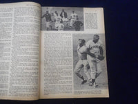1964 STREET AND SMITH'S BASEBALL MAGAZINE - WARREN SPAHN COVER - SP 1523C