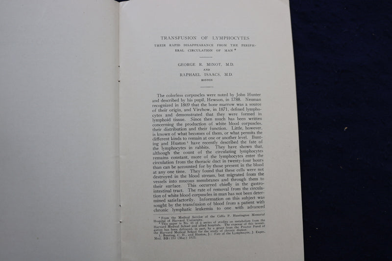 1925 TRANSFUSION OF LYMPHOCYTES SOFTCOVER BOOKLET - HARVARD UNIVERSITY - K 986