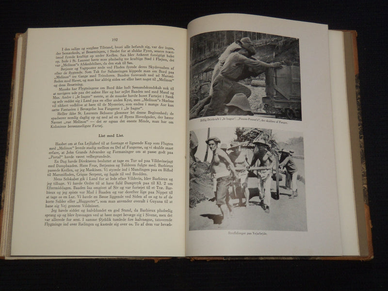 1944 HELVEDET HINSIDES HAVET - AAGE NIELSEN BOOK - DUTCH - KD 5981G