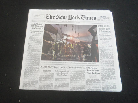 2022 JUNE 28 NEW YORK TIMES - JUSTICES BOLSTER RELIGIOUS RIGHTS IN PRAYER RULING