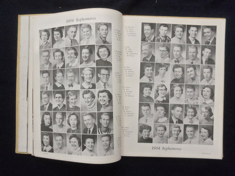 1954 WARBLER EASTERN ILLINOIS STATE COLLEGE YEARBOOK - CHARLESTON, IL - YB 3312