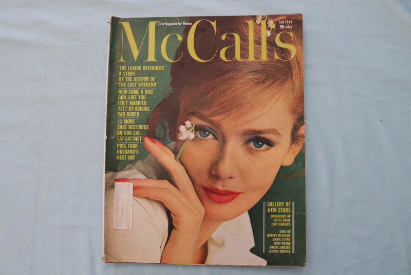 1963 JULY MCCALL'S MAGAZINE - A BEAUTIFUL MODEL COVER - E 26537