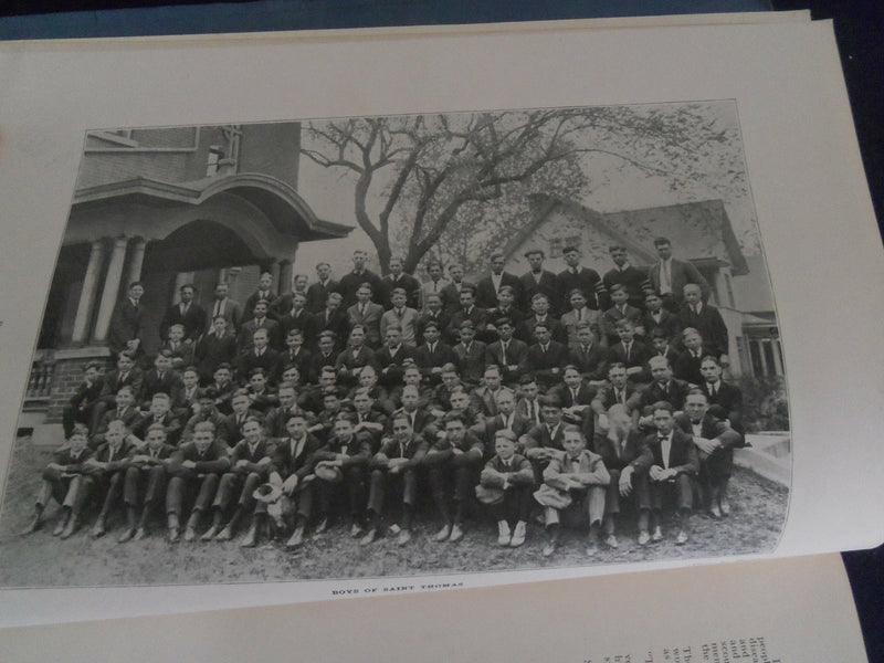 1923 THE THOMIST ST. THOMAS HIGH SCHOOL YEARBOOK - ROCKFORD, ILLINOIS - YB 2622