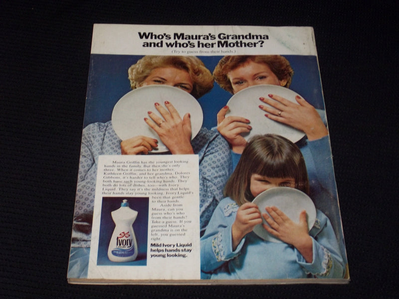 1979 AUGUST MCCALL'S MAGAZINE - THREE'S COMPANY FRONT COVER - E 735