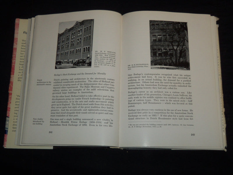 1949 SPACE TIME AND ARCHITECTURE HARDCOVER BOOK BY S. GIEDION - KD 4352G