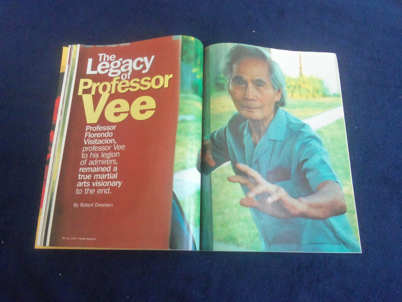 2000 JULY INSIDE KUNG FU MAGAZINE - BRUCE LEE COVER - F 375O