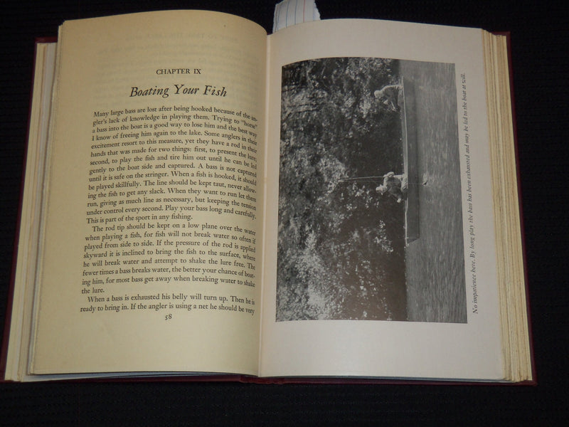 1946 BASS FISHING TECHNIQUES, TACTICS AND TALES BOOK BY JIM GASQUE- KD 7800