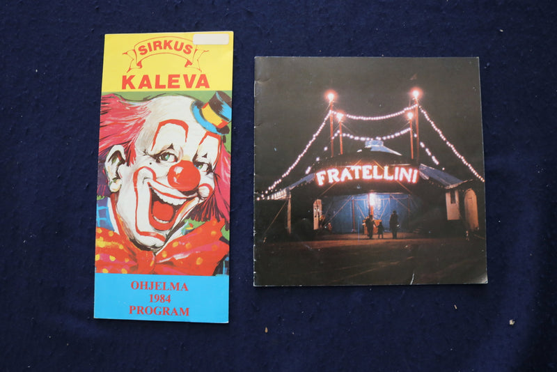 1960'S-1980'S CIRCUS PROGRAMS - SMALLER SIZE - LOT OF 28 - O 3534