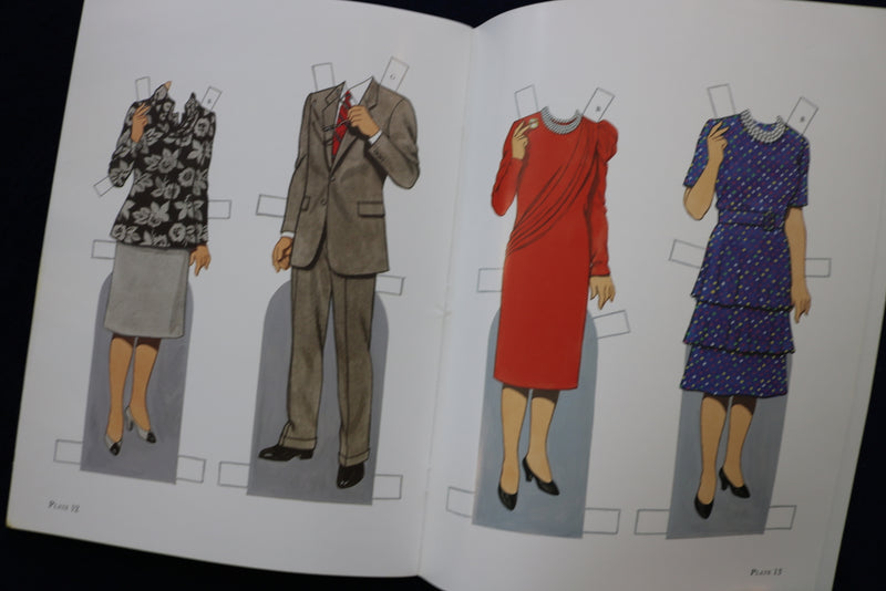1989-1994 PRESIDENTIAL FAMILY PAPER DOLL BOOKS-LINCOLN-CLINTON-LOT OF 3 - O 3637