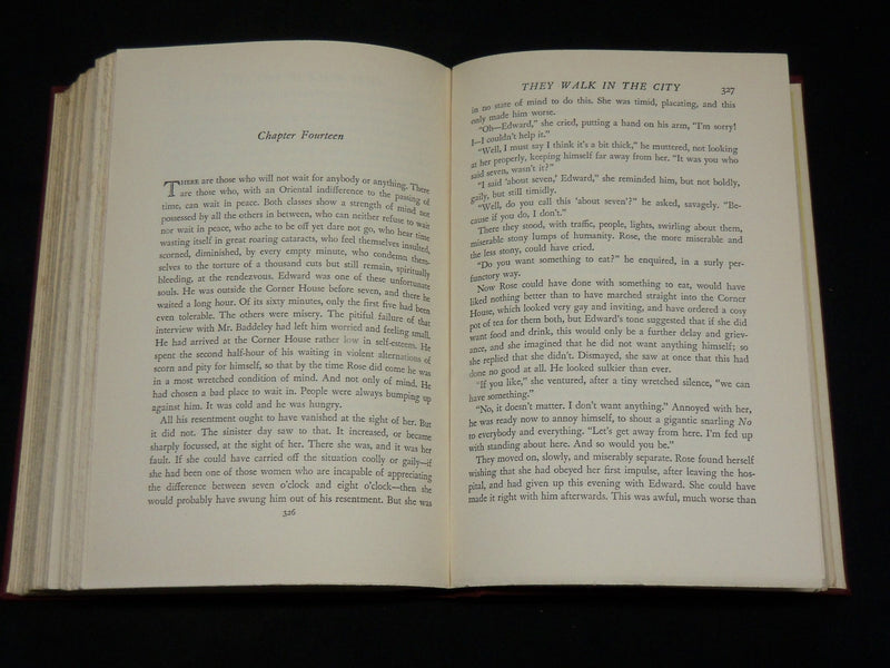 1936 THEY WALK IN THE CITY BOOK BY J. B. PRIESTLEY - FIRST EDITION - KD 2767W