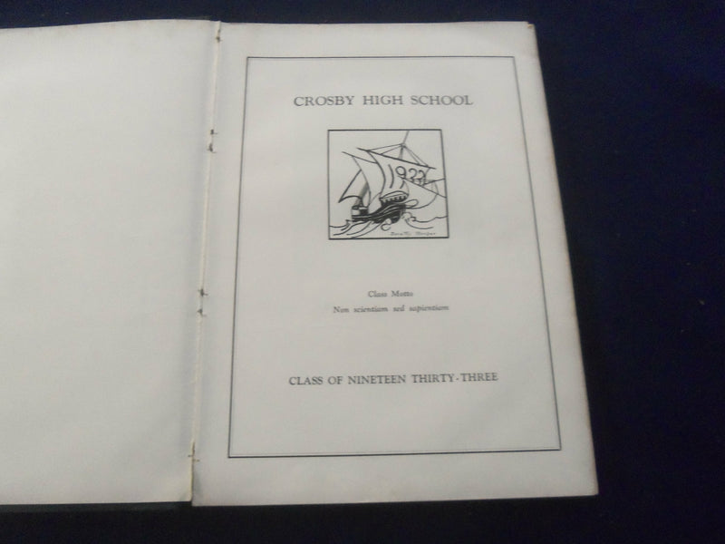 1933 BLUE & WHITE CROSBY HIGH SCHOOL YEARBOOK - WATERBURY, CONNECTICUT - YB 2675