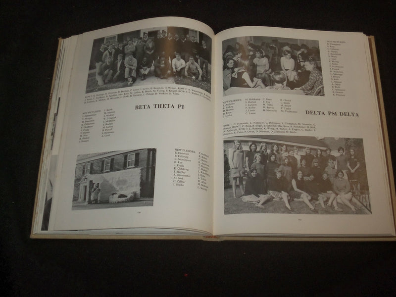 1968 GOLD BELOIT COLLEGE YEARBOOK - BELOIT, WISCONSIN - YB 1972