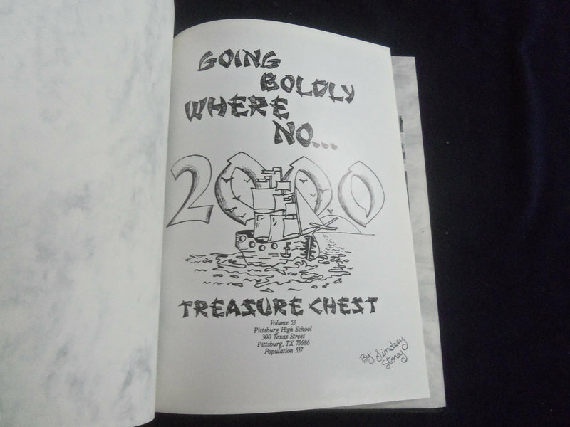2000 TREASURE CHEST PITTSBURG HIGH SCHOOL YEARBOOK - PITTSBURG, TEXAS - YB 2819