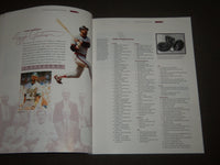 1993 NATIONAL BASEBALL HALL OF FAME YEARBOOK - REGGIE JACKSON INDUCTED- J 2589