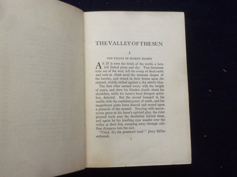 1921 THE VALLEY OF THE SUN HARDCOVER BOOK BY WILLIAM M. MCCOY - KD 8377