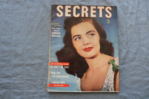 1954 MAY SECRETS MAGAZINE - HUSBAND SNATCHER COVER - SP 1196Z