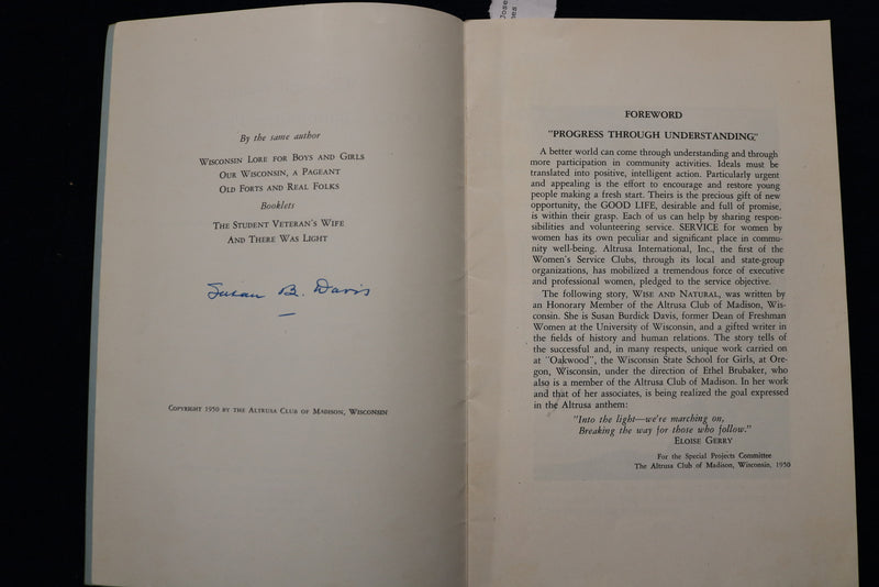 1947-1950 SUSAN BURKICK DAVIS SIGNED PAMPHLETS - LOT OF 2 - K 1622