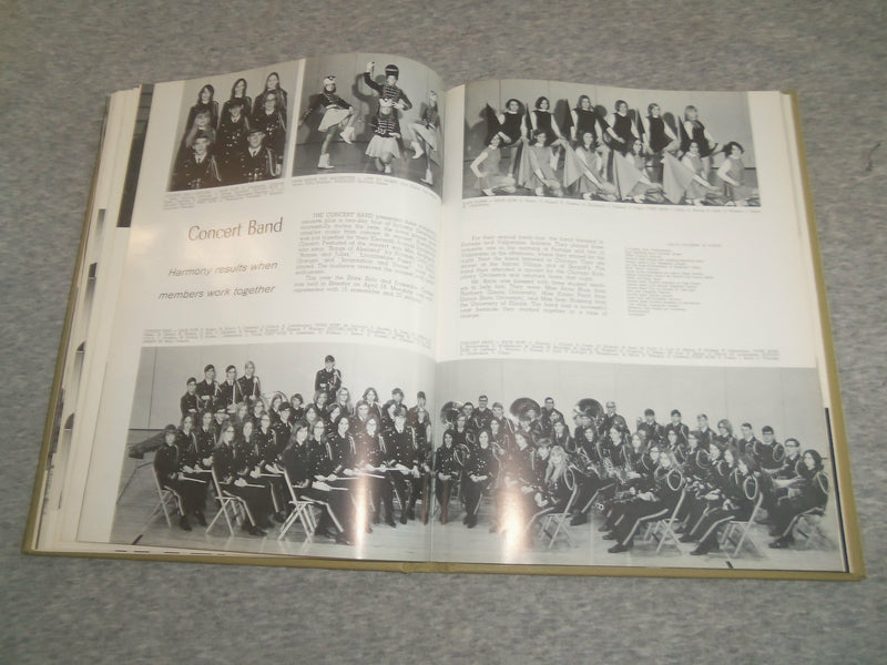 1970 ATODNEM MENDOTA HIGH SCHOOL YEARBOOK - MENDOTA, ILLINOIS - YB 2483