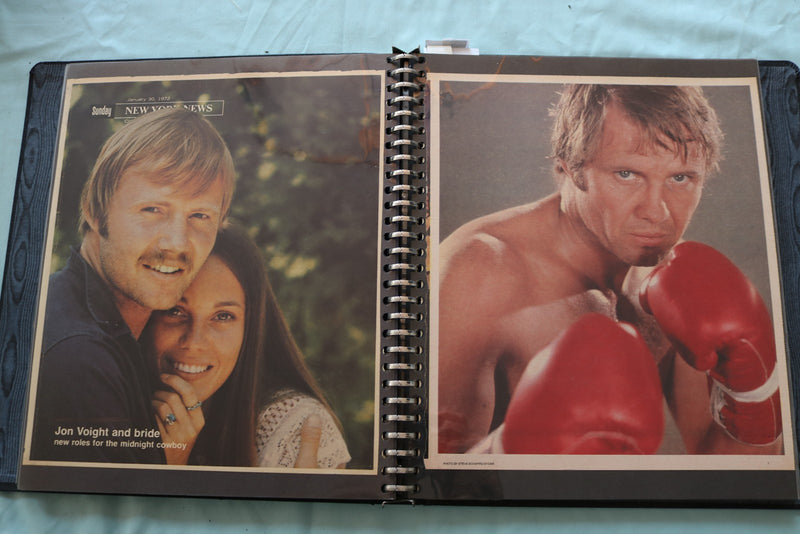 MOVIE STAR SCRAPBOOK - SHIRLEY TEMPLE - JOHN TRAVOLTA - RAQUEL WELCH - E 26484